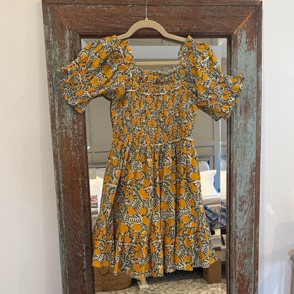 Mille Lemon Print Smocked Mini Dress with Puff Sleeves - size XS EUC